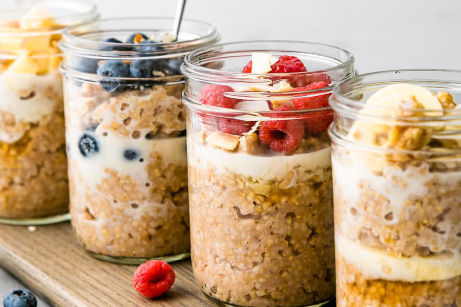 Photo of oats in mason jars.