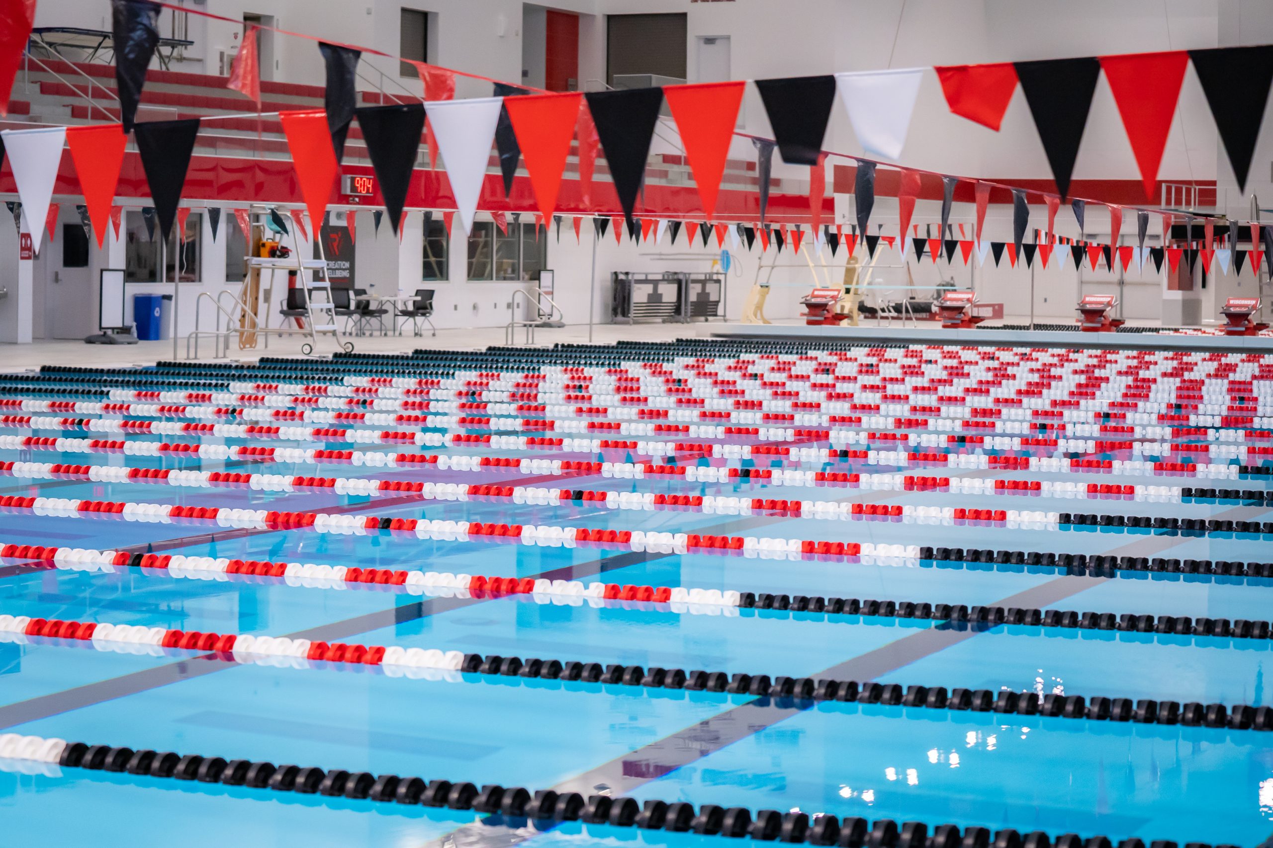 A photo of the aquatic center at the Nick.