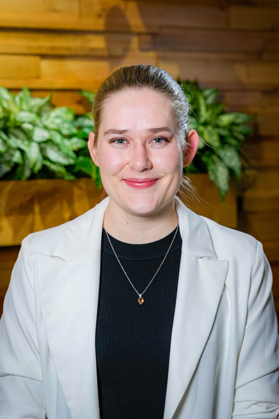 Isabelle Van Wagenen